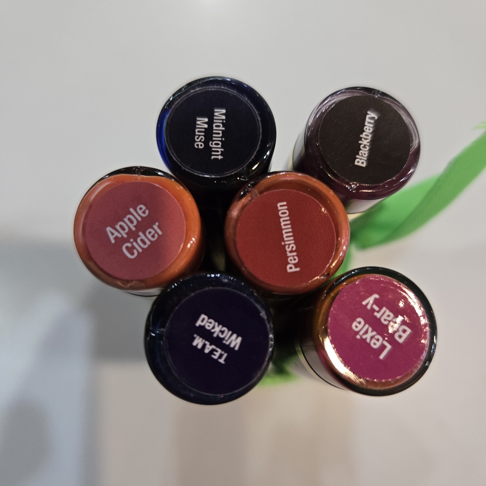 New LipSence - Picture 2 of 2
